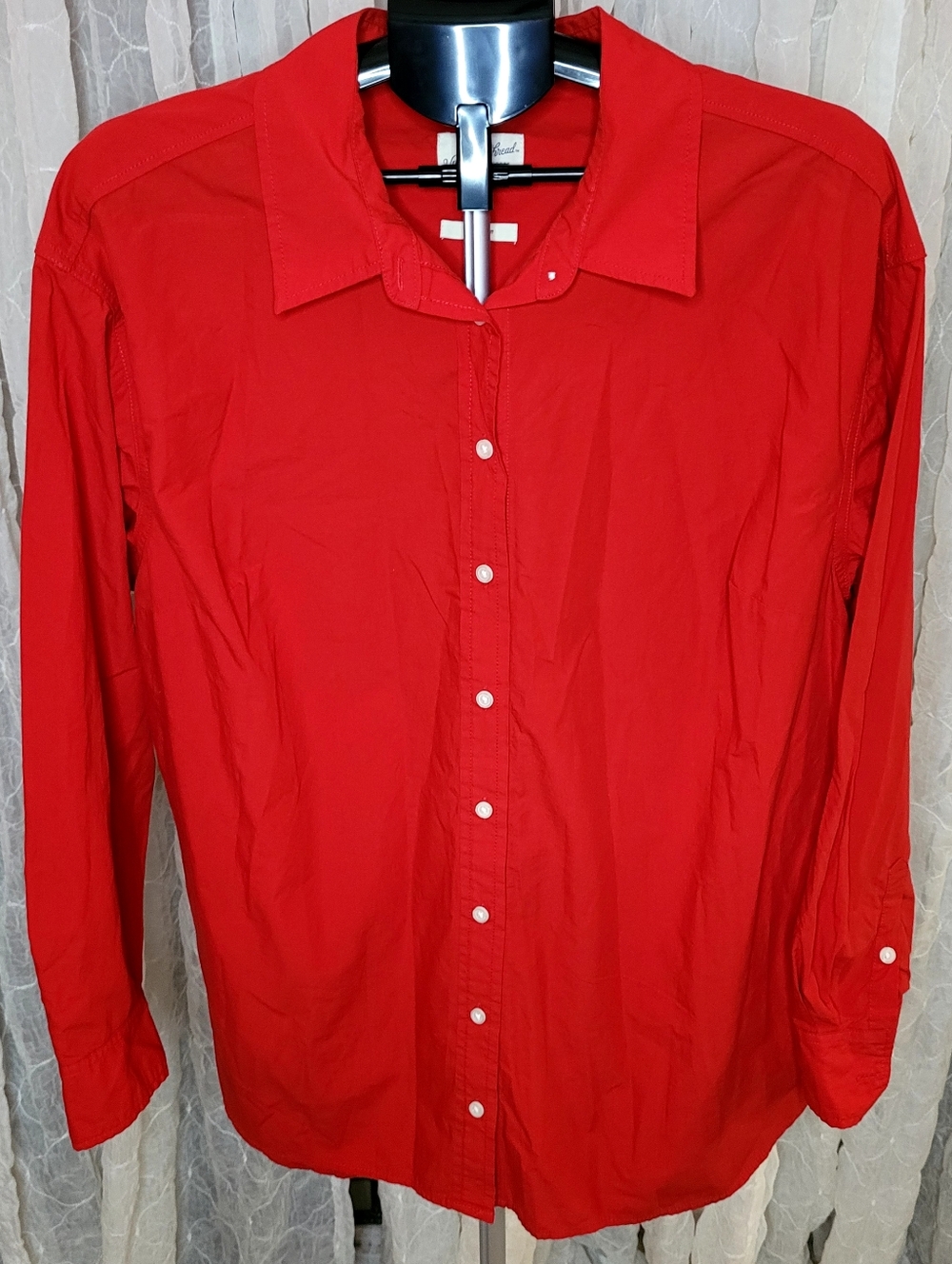 Universal Thread Red Long Sleeve Button-Down Women's 100% Cotton Shirt